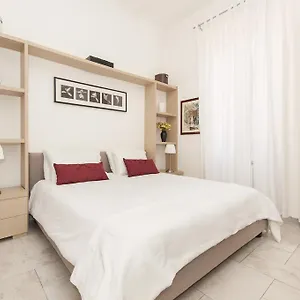 Appartamento Foscolo Al 24, Roma