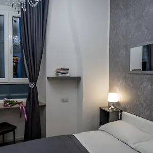 Inside ** Ρώμη