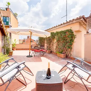 Appartamento Romantic House With Terrace, Roma
